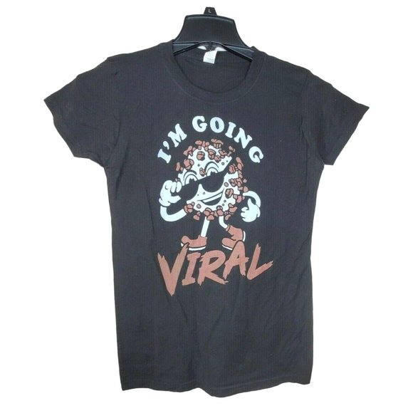 I'm Going Viral Graphic Medium Women Fitted Preshrunk Ring spun Cotton T Shirt - Picture 1 of 7